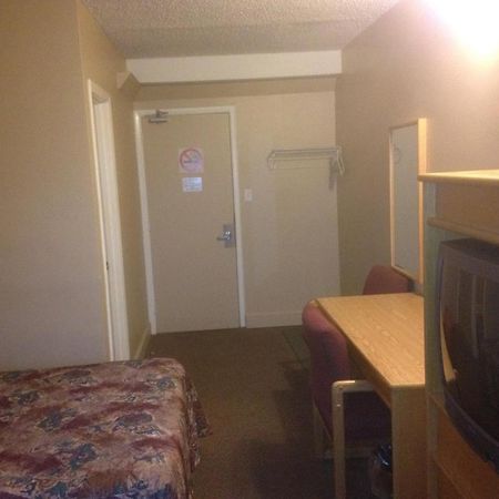 Nights Inn Motel Thunder Bay Quarto foto